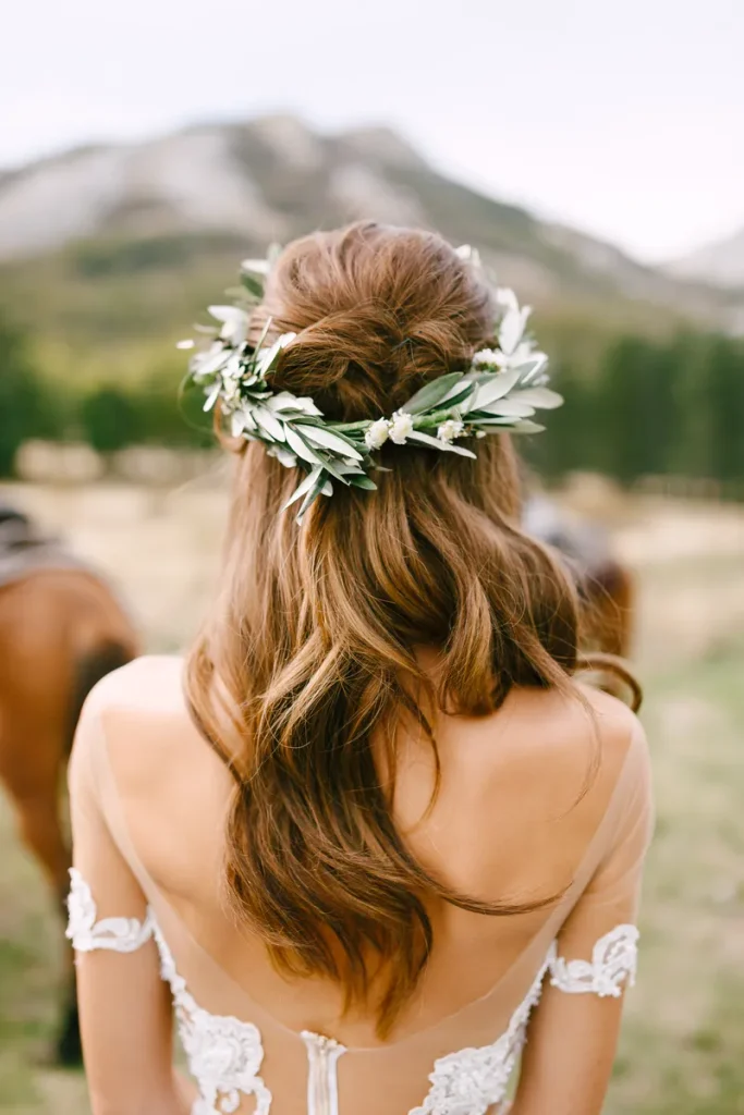 A half up half down wedding hair boho look that you can use to create a lovely laid back wedding look.