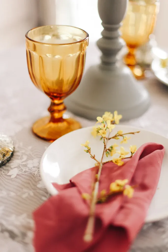 A look at what amber glass can look like when included in a tablescape for your forest wedding table decor.